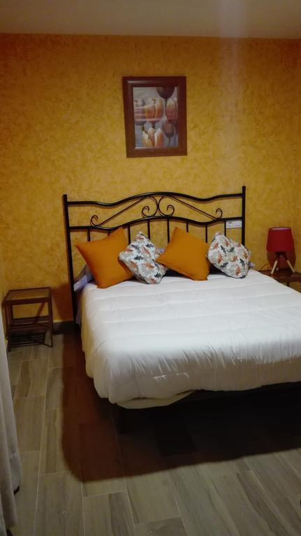 Hostal La Aldaba Ξενοδοχείο Montearagon Εξωτερικό φωτογραφία