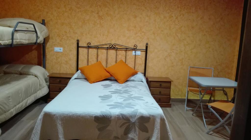 Hostal La Aldaba Ξενοδοχείο Montearagon Εξωτερικό φωτογραφία